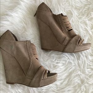 Aldo Tan Suede Heels